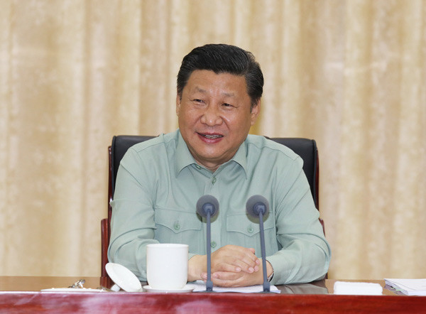4月21日，中共中央总书记、国家主席、中央军委主席习近平视察南部战区陆军机关。这是习近平在听取工作情况汇报后发表重要讲话。