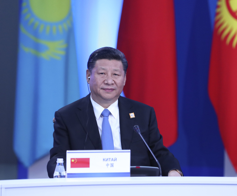 6月9日,国家主席习近平在哈萨克斯坦首都阿斯塔纳出席上海合作组织成员国元首理事会第十七次会议并发表重要讲话。